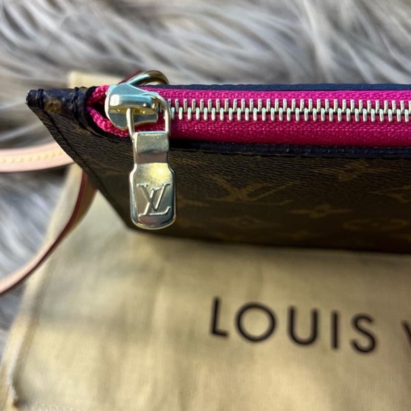 💯 Authentic Louis Vuitton Neverfull Pouch - Picture 3 of 8